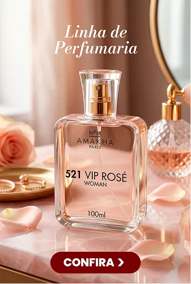 Linha de Perfumaria: perfume 521 VIP Rosé Woman 100ml sobre bancada de mármore rosa com pétalas
