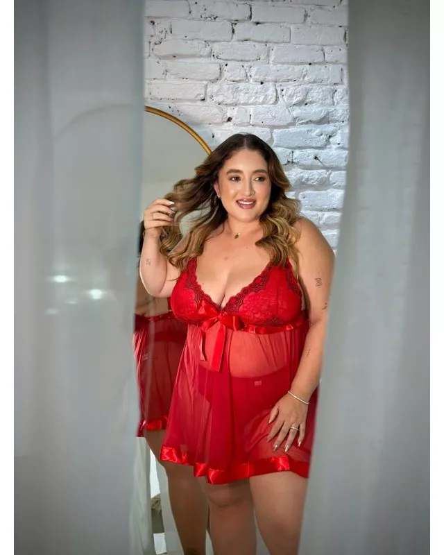 Camisola de renda da linha noite
